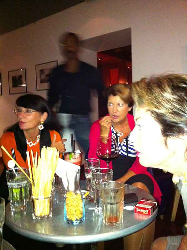 wir sind urgestein standard start up crew 1988 treffen 2011 MARIANNE SAIJDIK DAMALS AUSLANDSKORRESPONDENTIN MOSKAU EVA WURZENBERGER WIRTSCHAFT SEKRETARIAT   INGE BACHER-DALMA